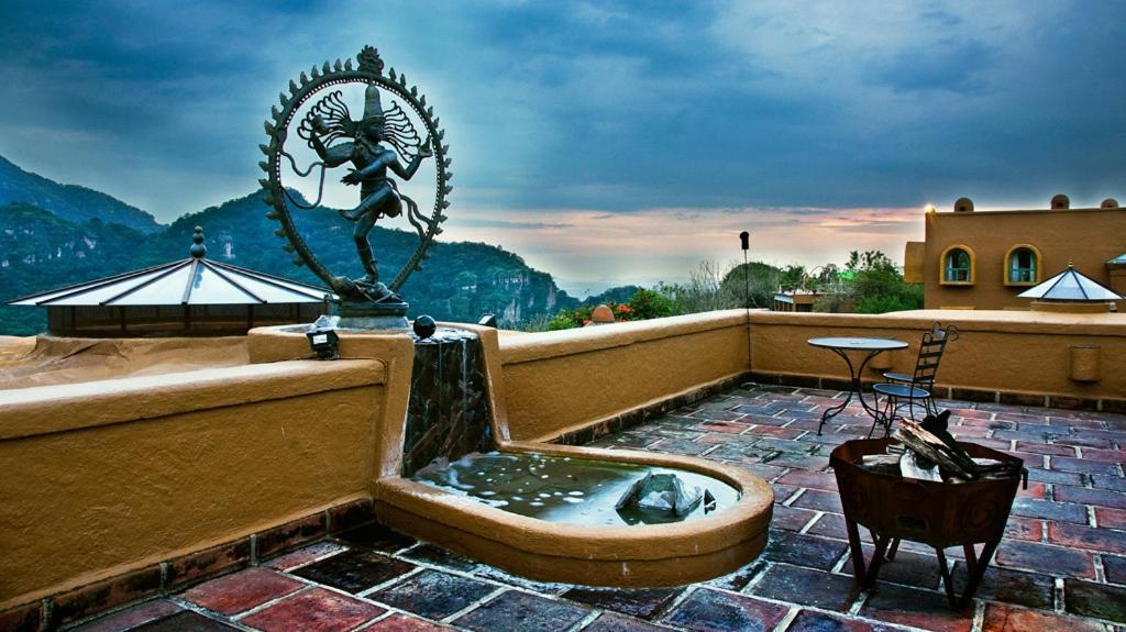Hostal De La Luz - Spa Holistic Resort Tepoztlan Ngoại thất bức ảnh